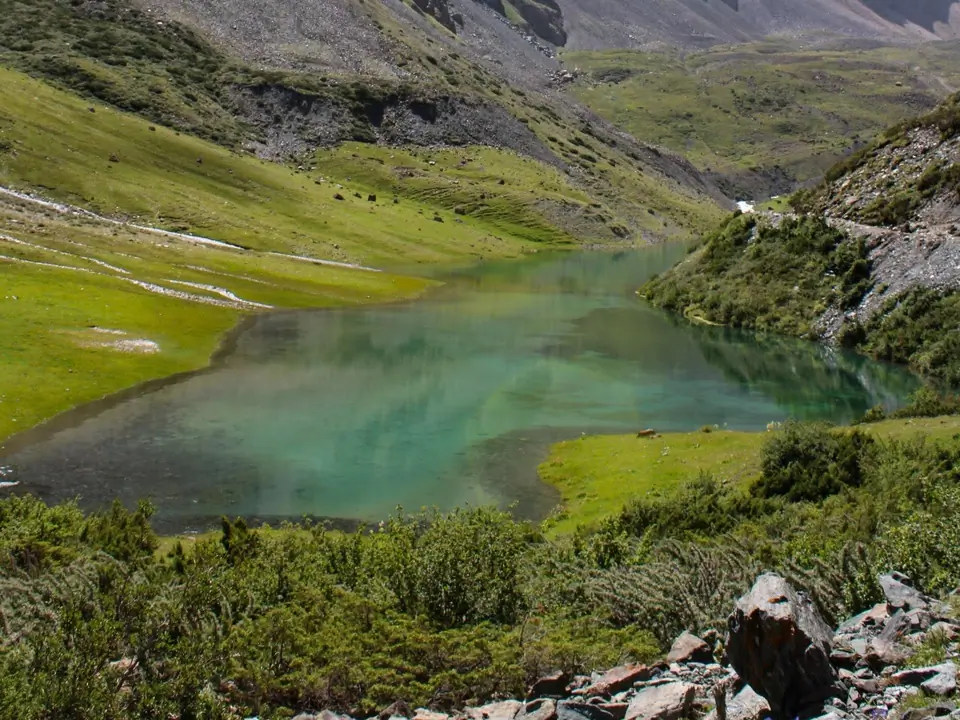Yashyl Kel lake in the Juku valley while hiking to the Juku pass