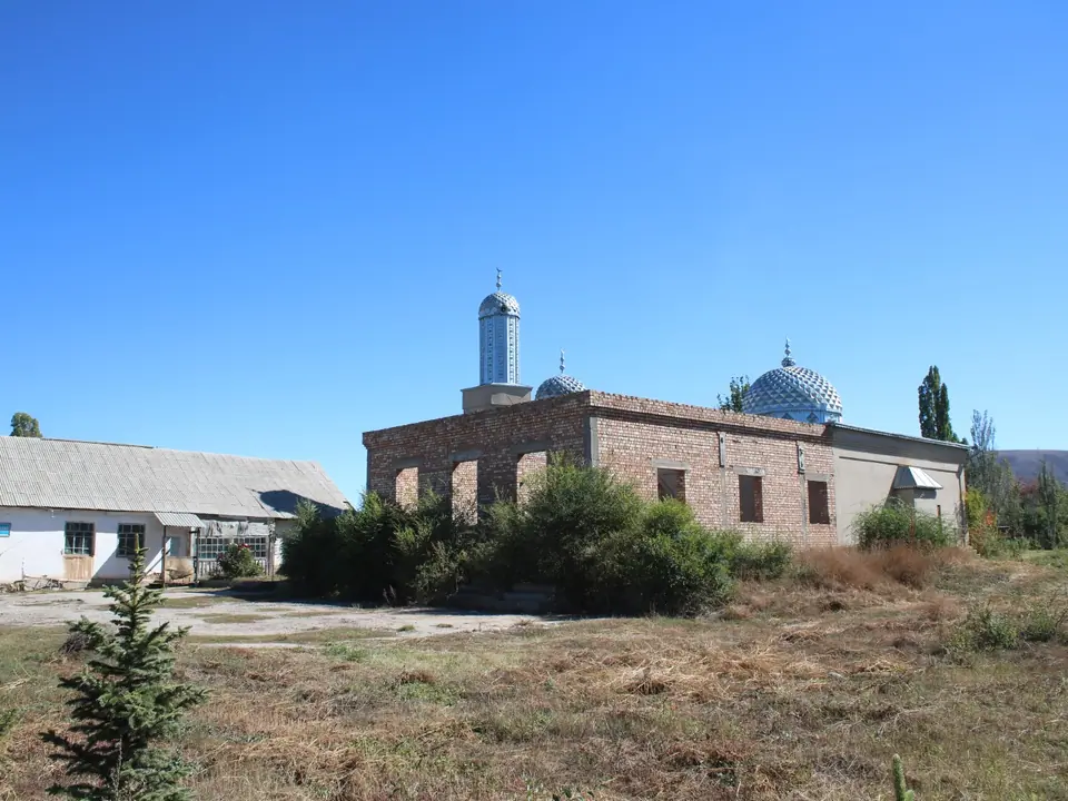 Central mosque of Kyzyl Suu village (Jeti Oguz district region, Issyk Kul, Kyrgyzstan)