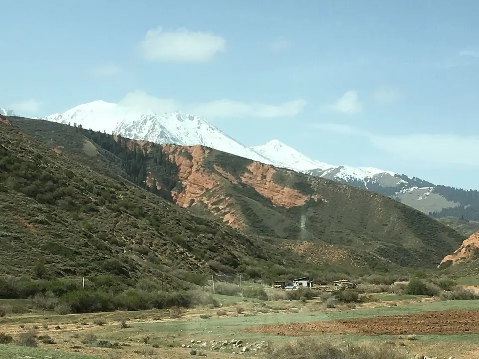 Saruu village