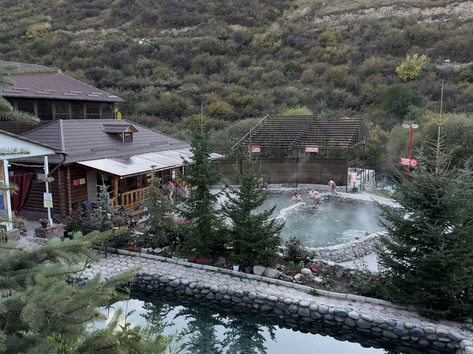 Ak Suu hot springs