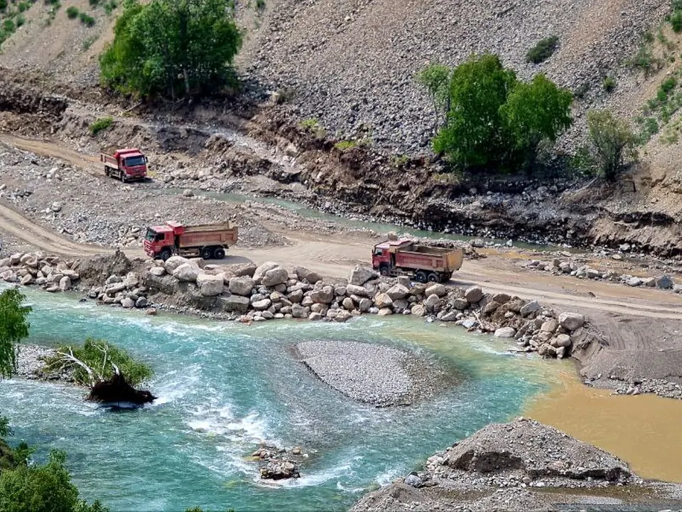 Mining gold in the Chatkal river