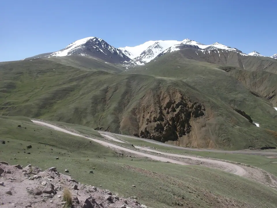 Karakitchi pass