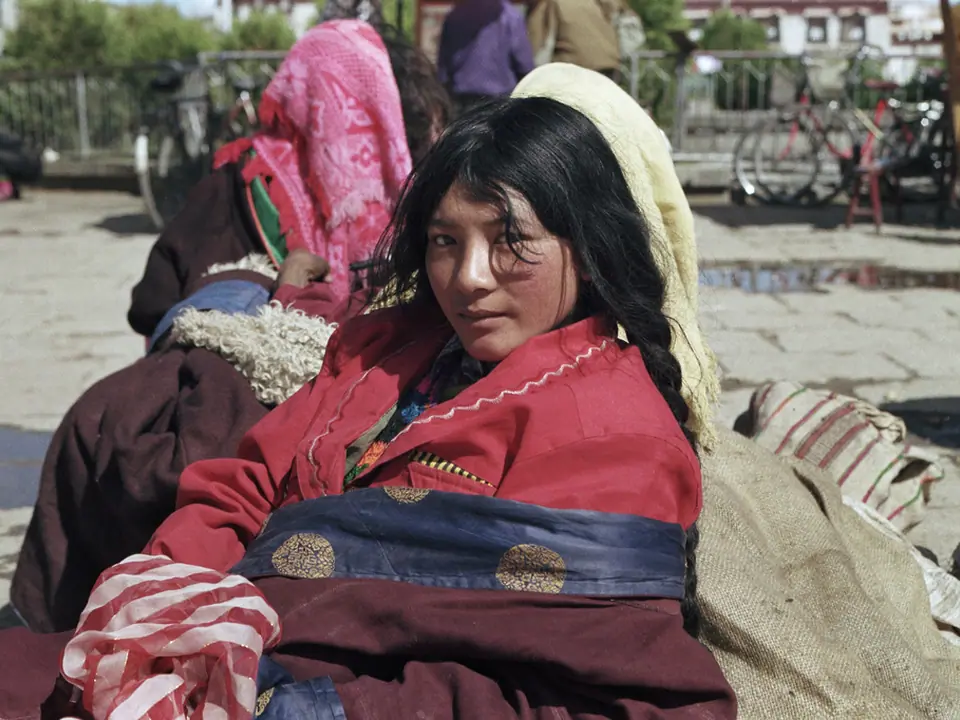Woman on cart, Lhasa