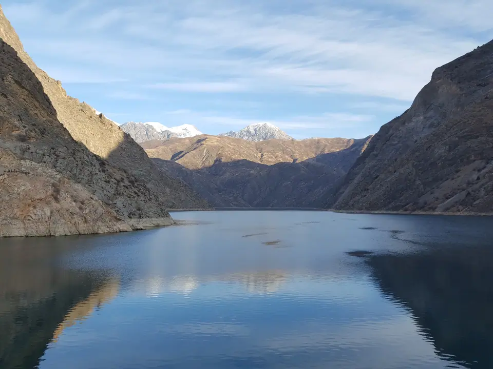 Toktogul reservoir lake