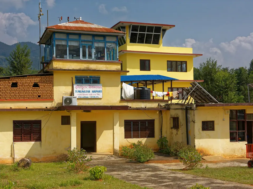 Tumlingtar airport
