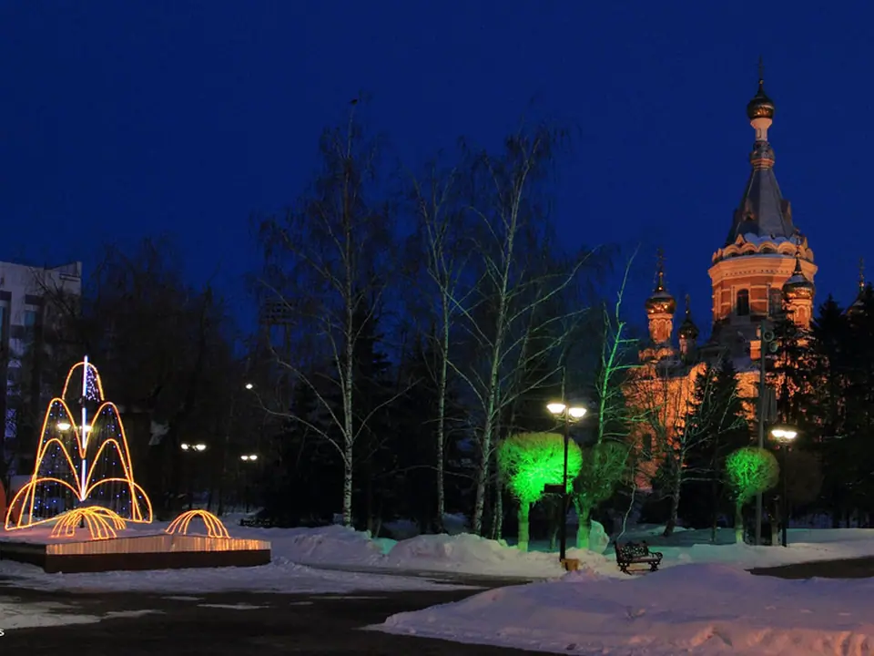 Orthodox Church at Night, Oral