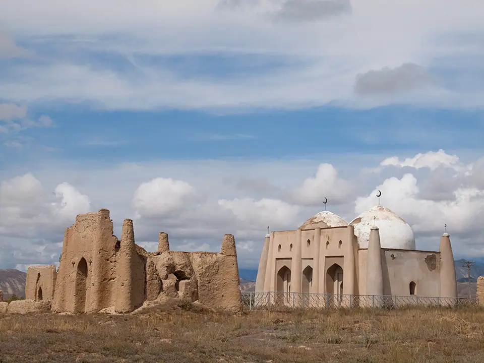 Taylik Batyr Mausoleum