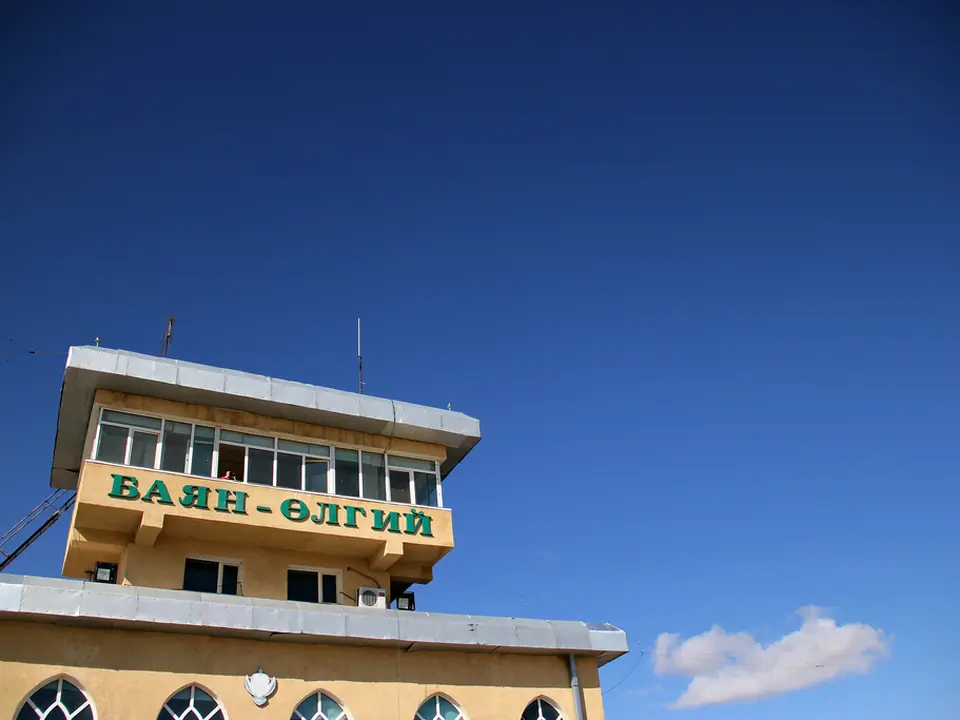 Bayan-Ölgii Airport