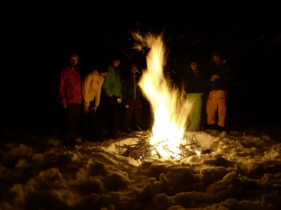Siuttu Bulak - yurt camp fire 2017