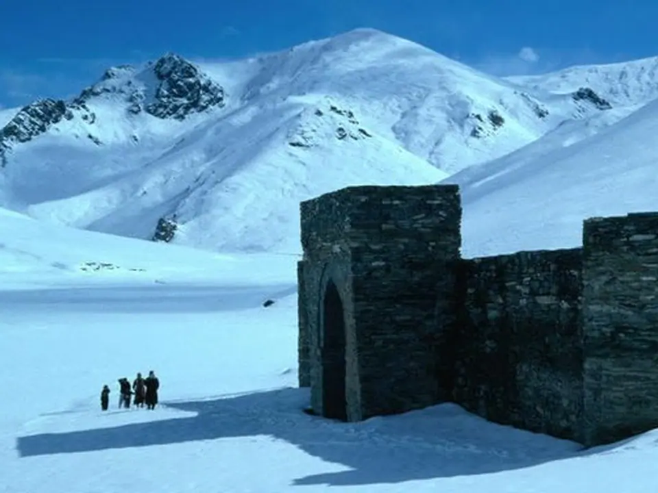 Tash Rabat in winter