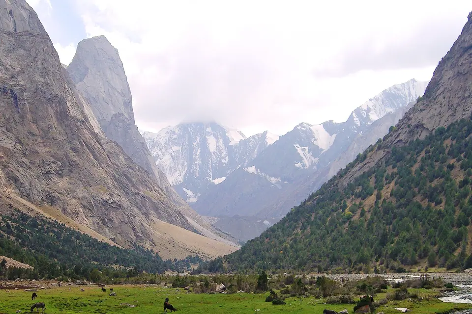 Ak-Suu gorge peak