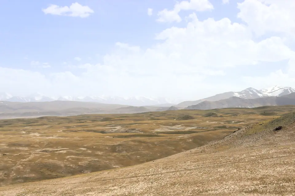 Sarykel lake / Sary Kel lake on the high plateau of the Taragaï river