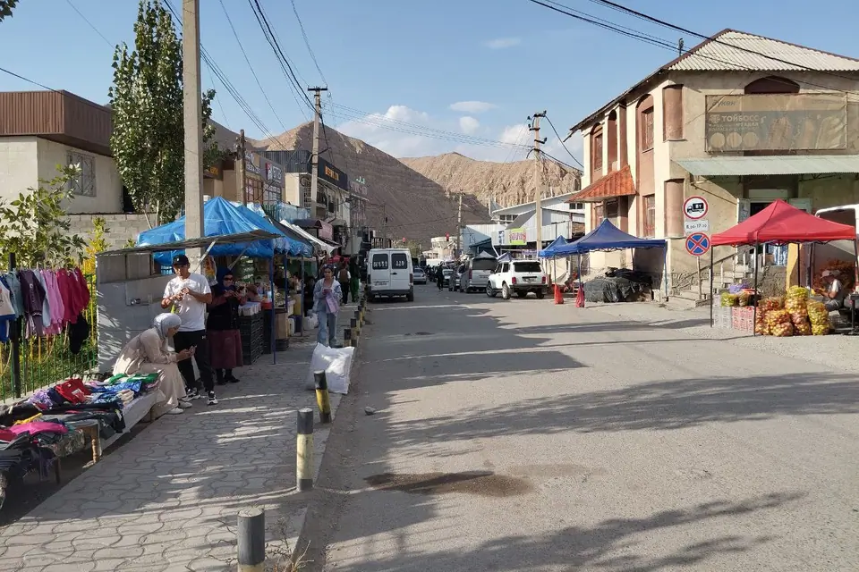Naryn  Bazar