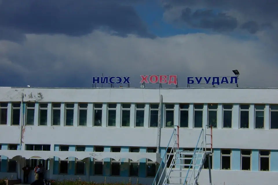 Khovd airport
