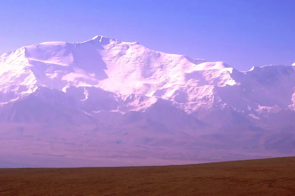 Kyzyl Suu valley