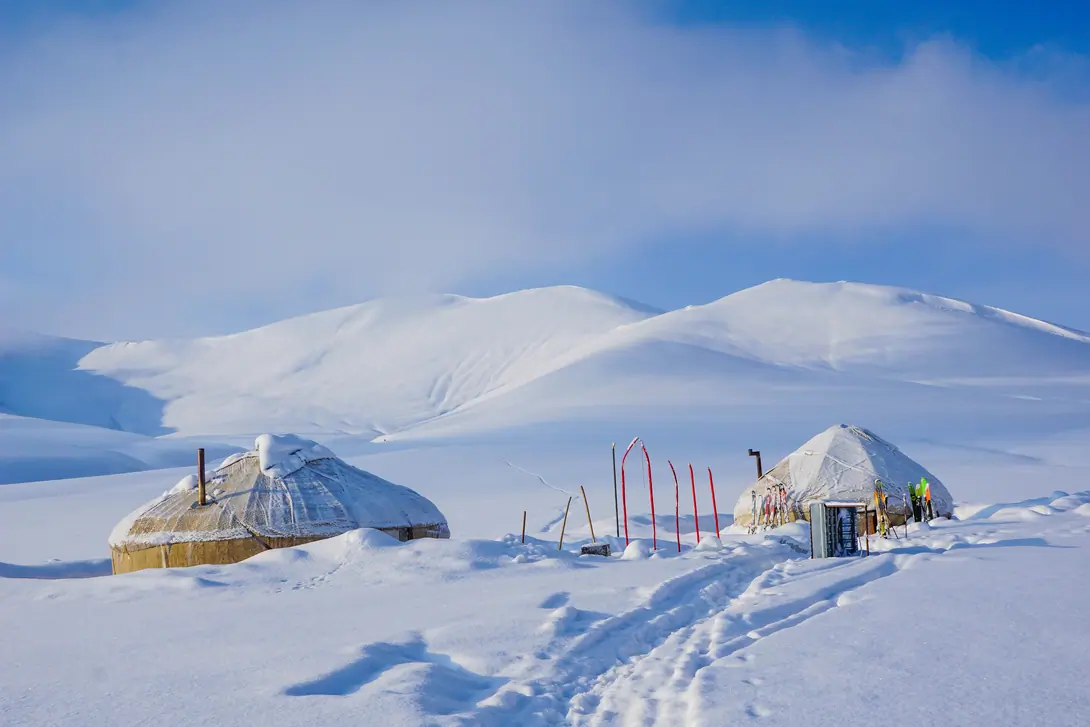 Yurt Camp Ötmök Otmok