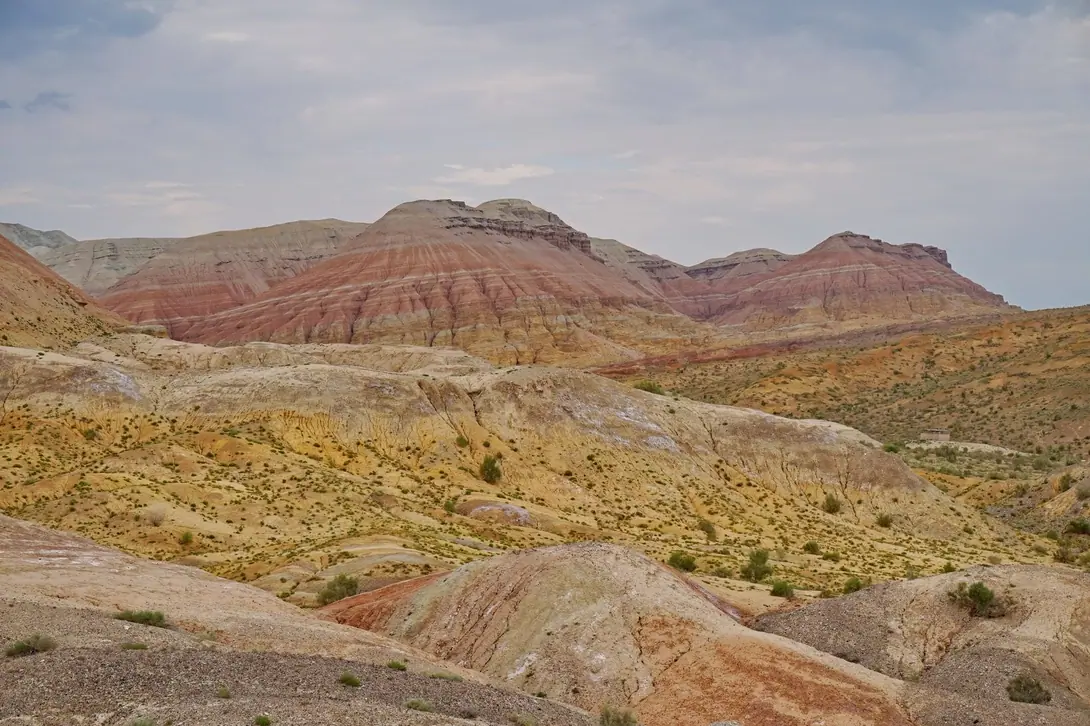 Mountain range of Altyn Emel park