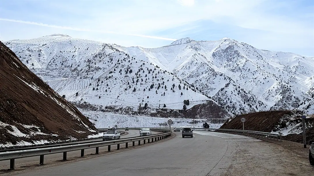 Pass of the Tashkent-Osh road