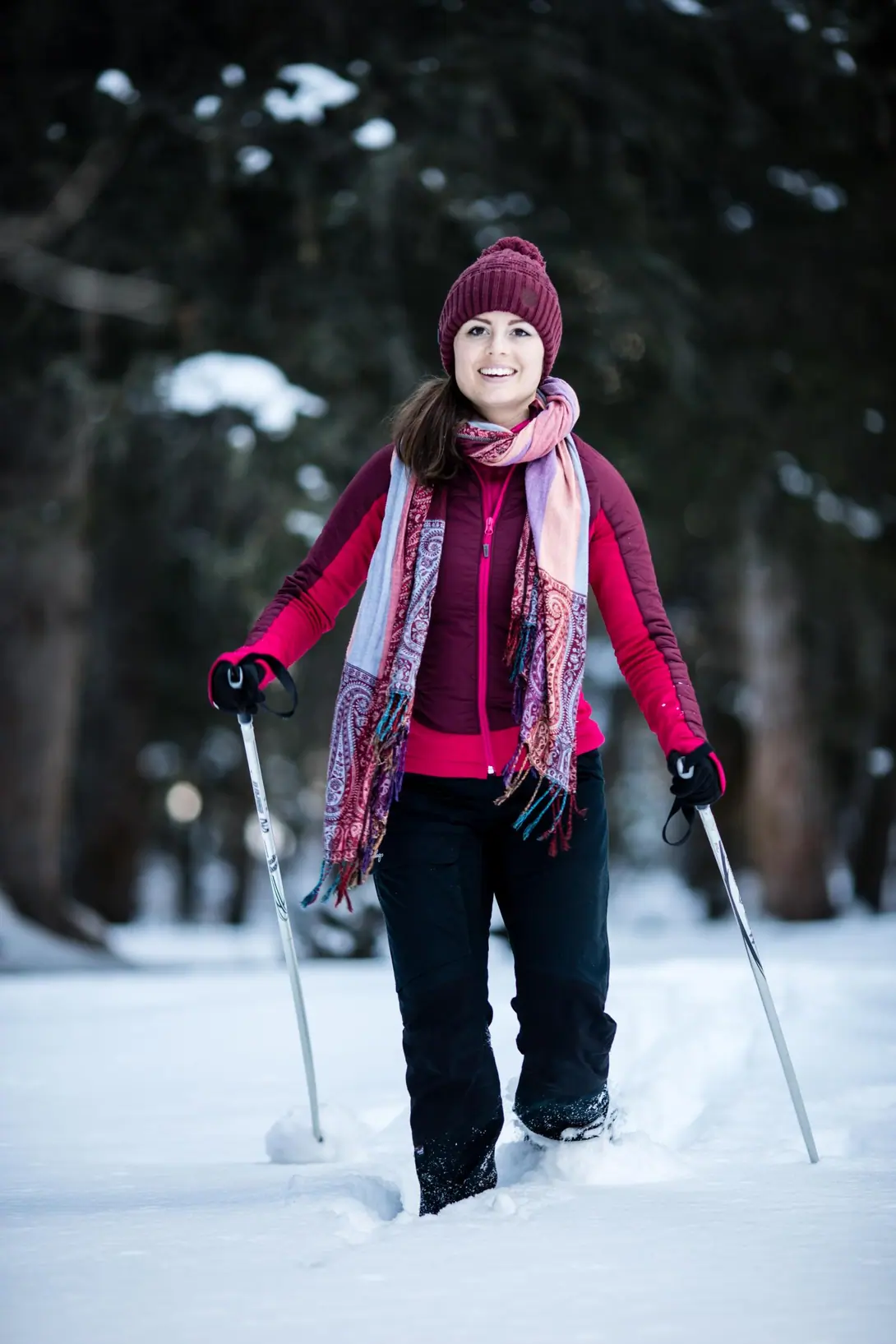 Snowshoeing in Jeti Oguz