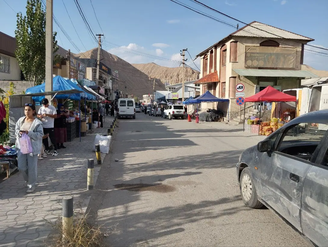 Naryn  Bazar