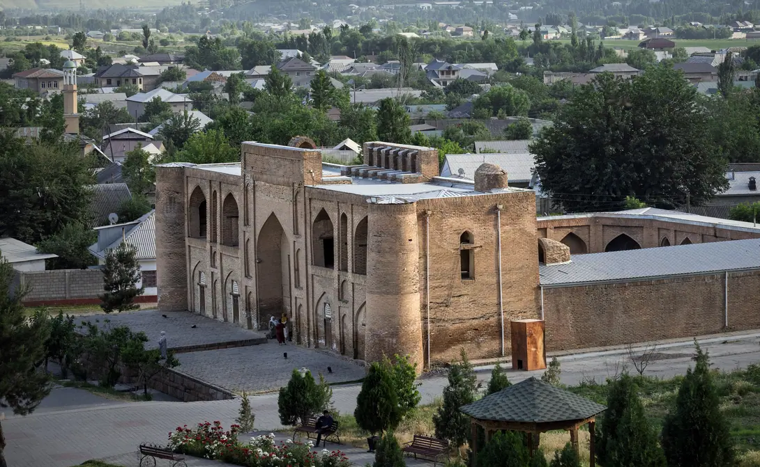 Historic complex of Hissor