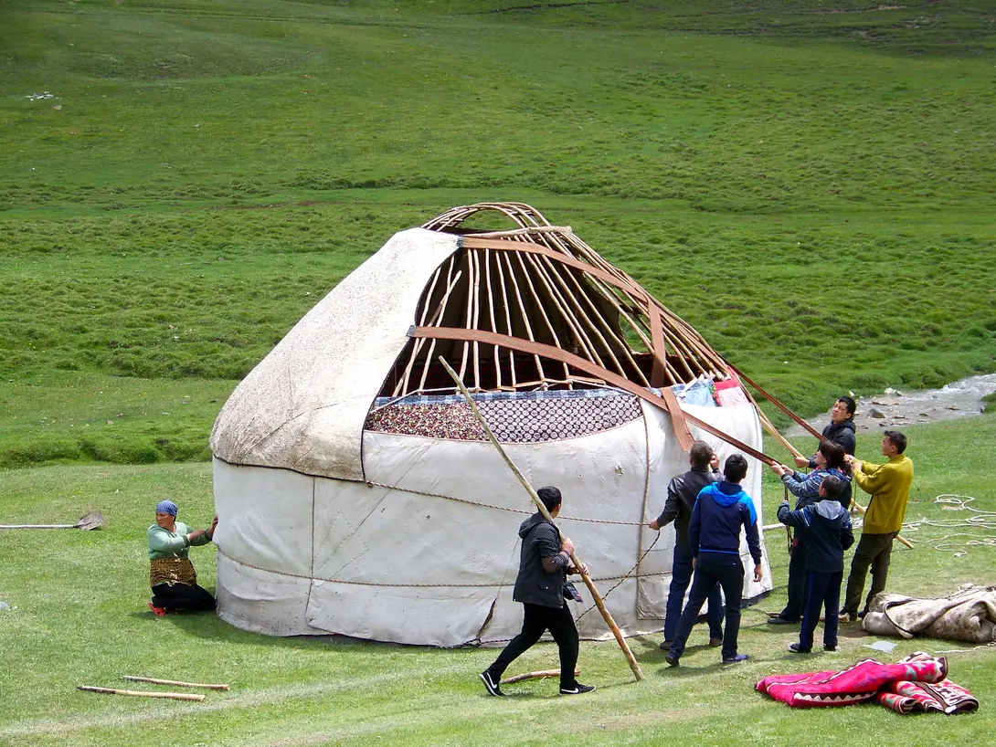yurt building