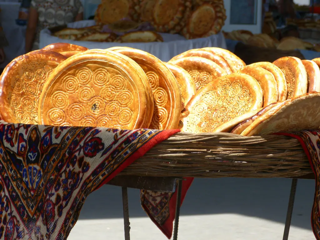 Vallée de Ferghana... Le marché de Andijan...