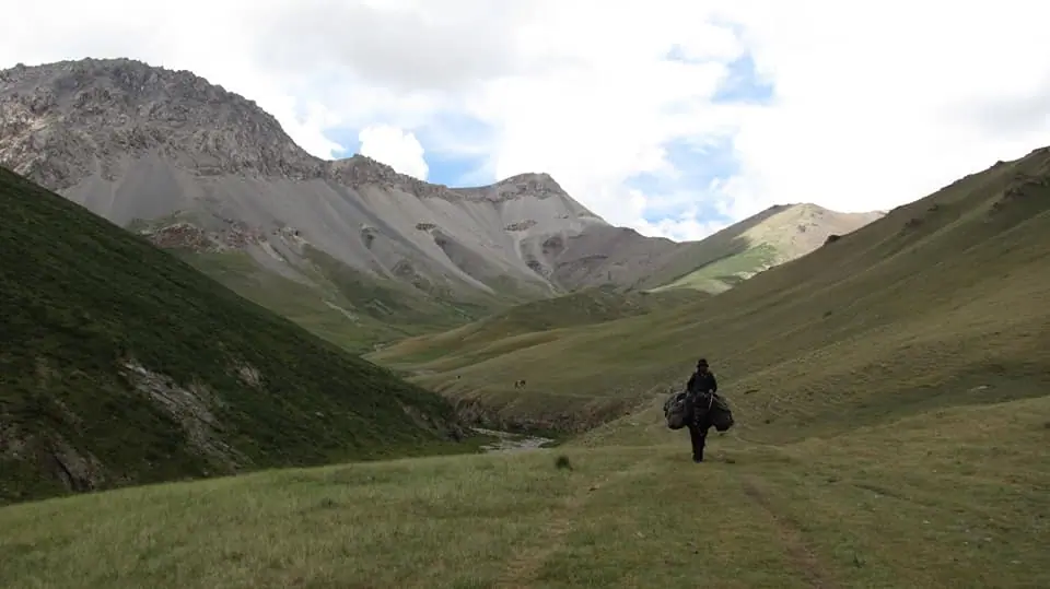 Trekking from Osh to Tash Rabat 