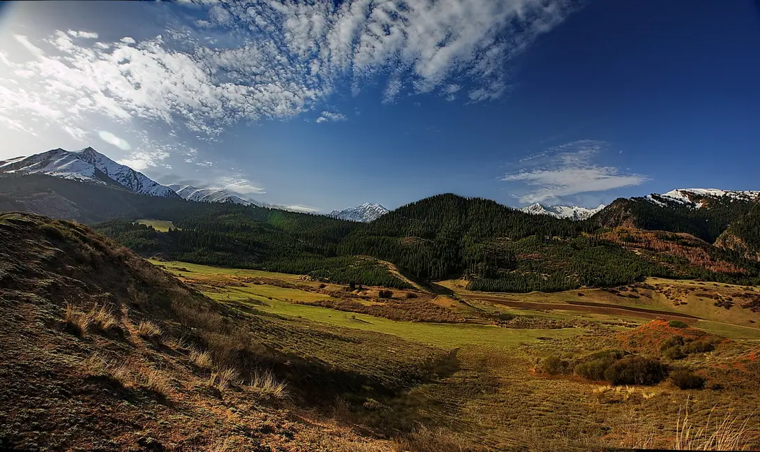 Jeti Oguz valley