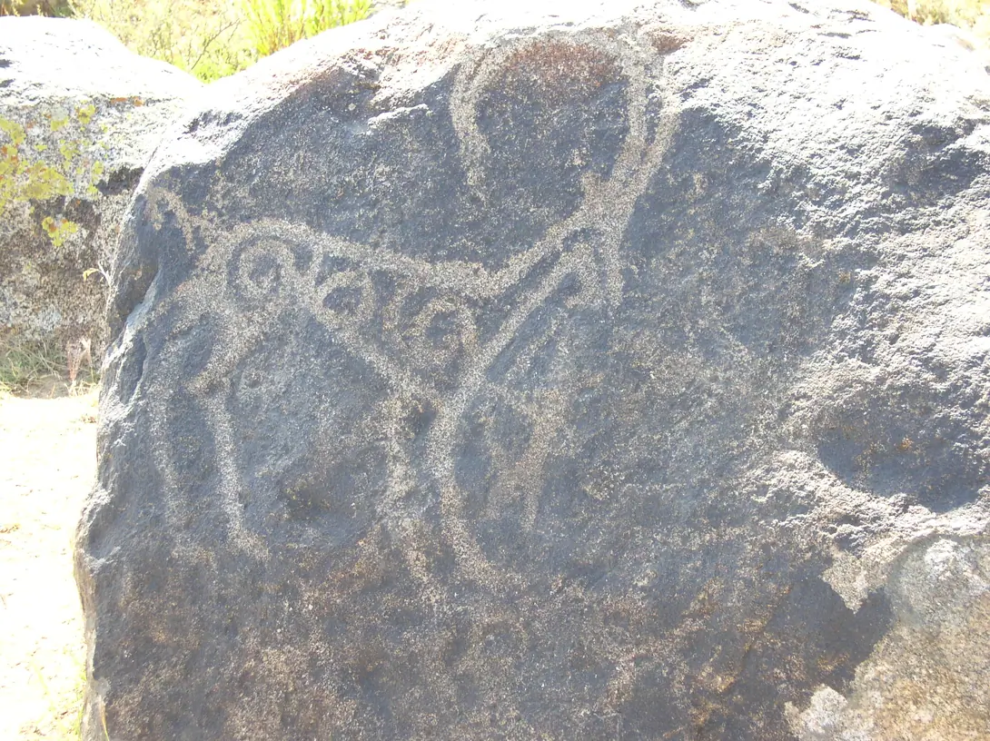 Petroglyph gallery Cholpon-Ata