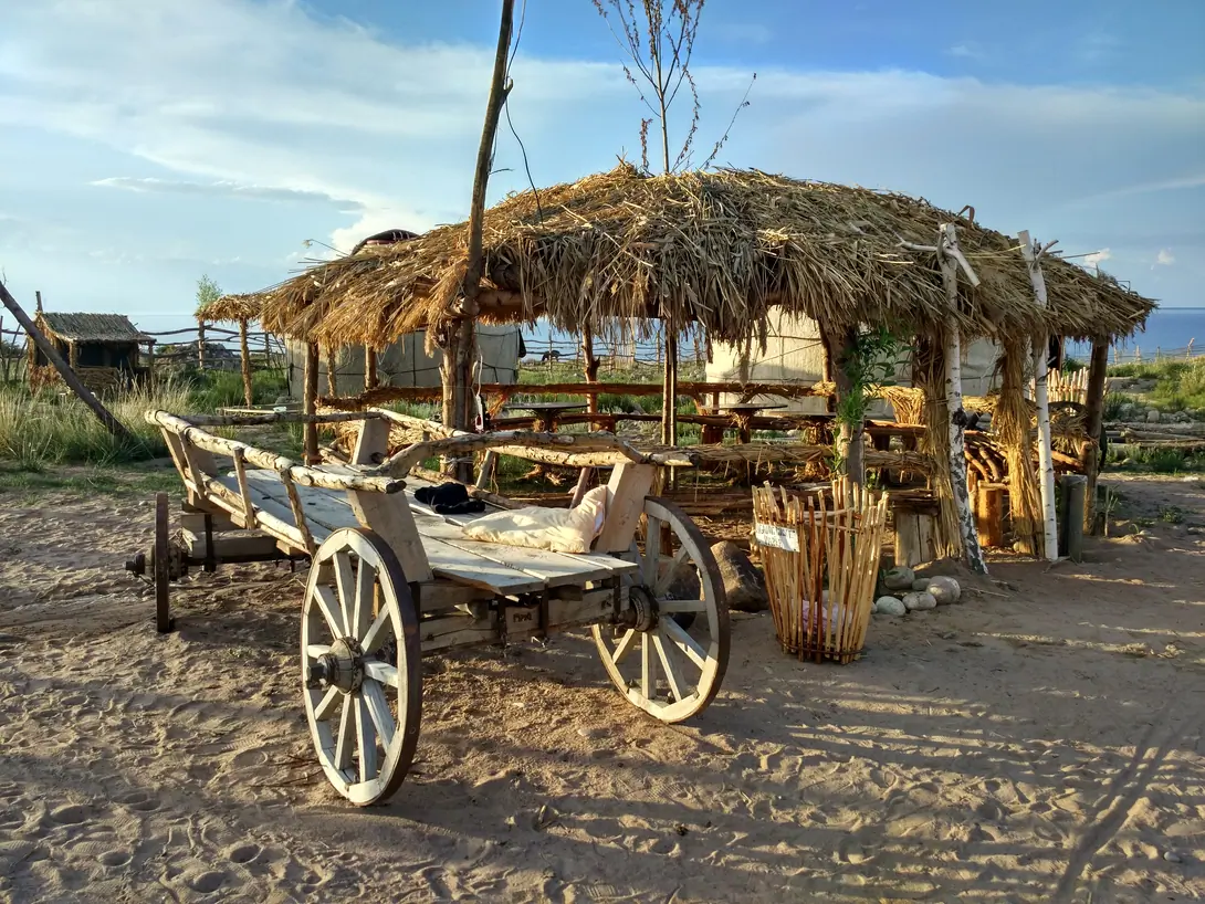 Bel Tam yurt camp
