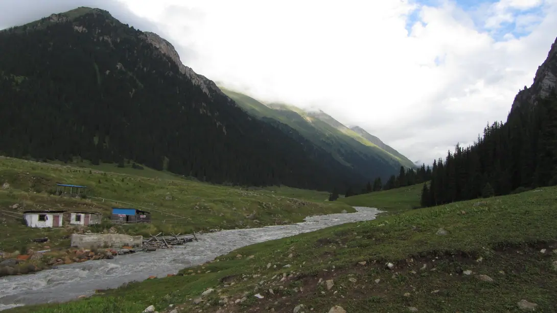 Altyn Arashan Bike Tour