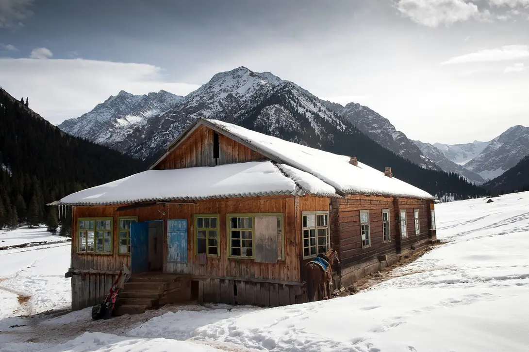 Chong Kyzyl-Suu Mountain Refuge