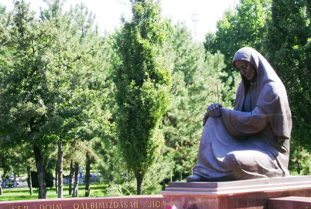 Independence square of Tashkent 2WW