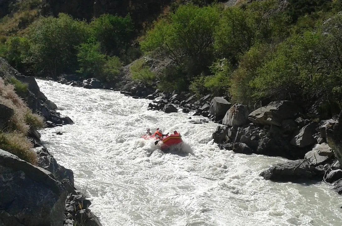Rafting in the Kekemeren river