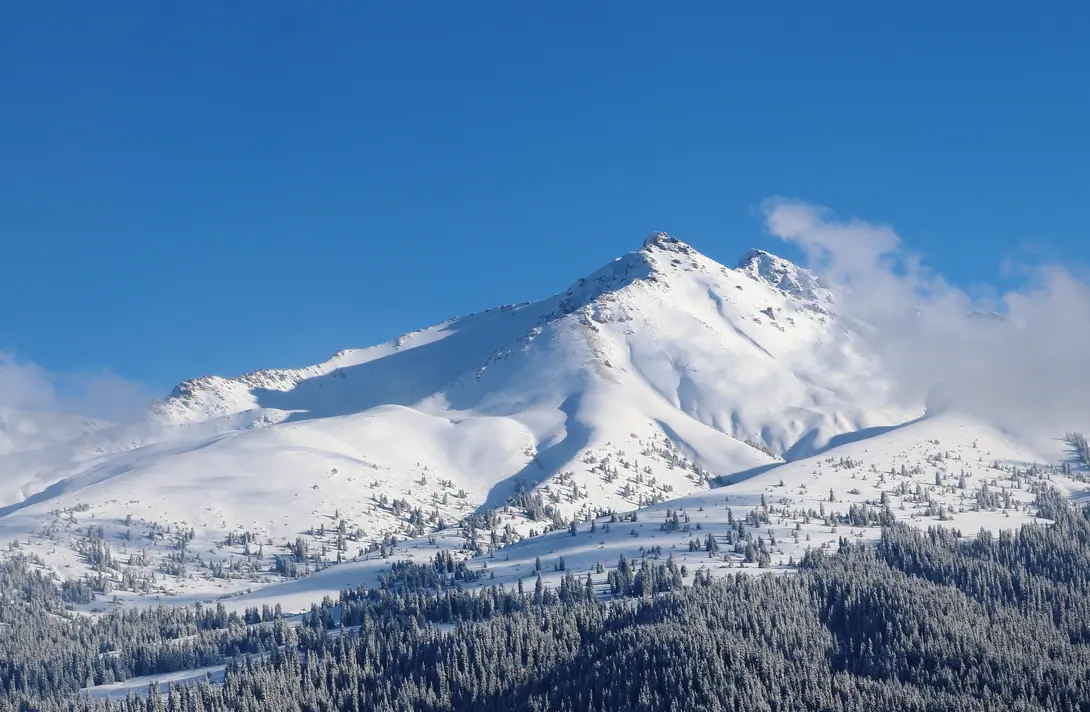 Siuttu Bulak mount in winter
