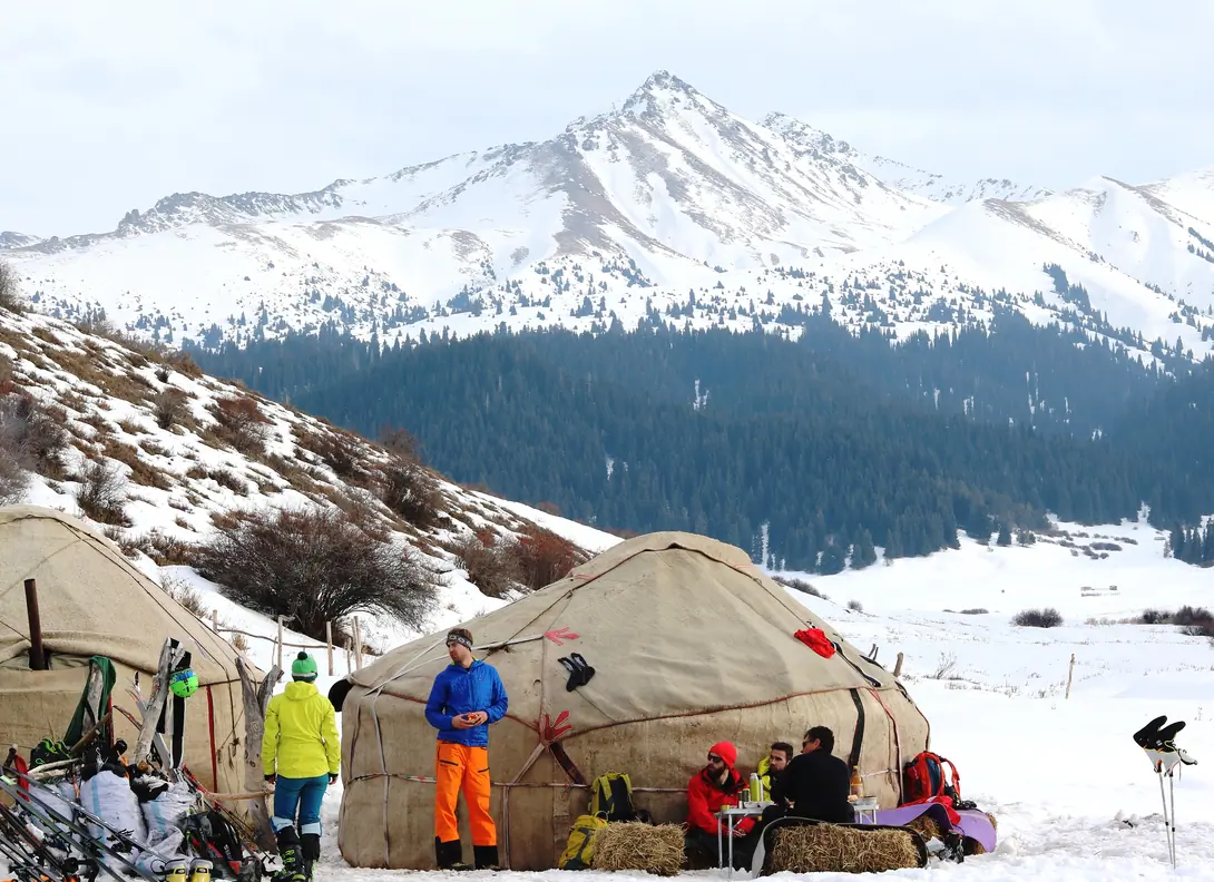 Siuttu Bulak yurt camp