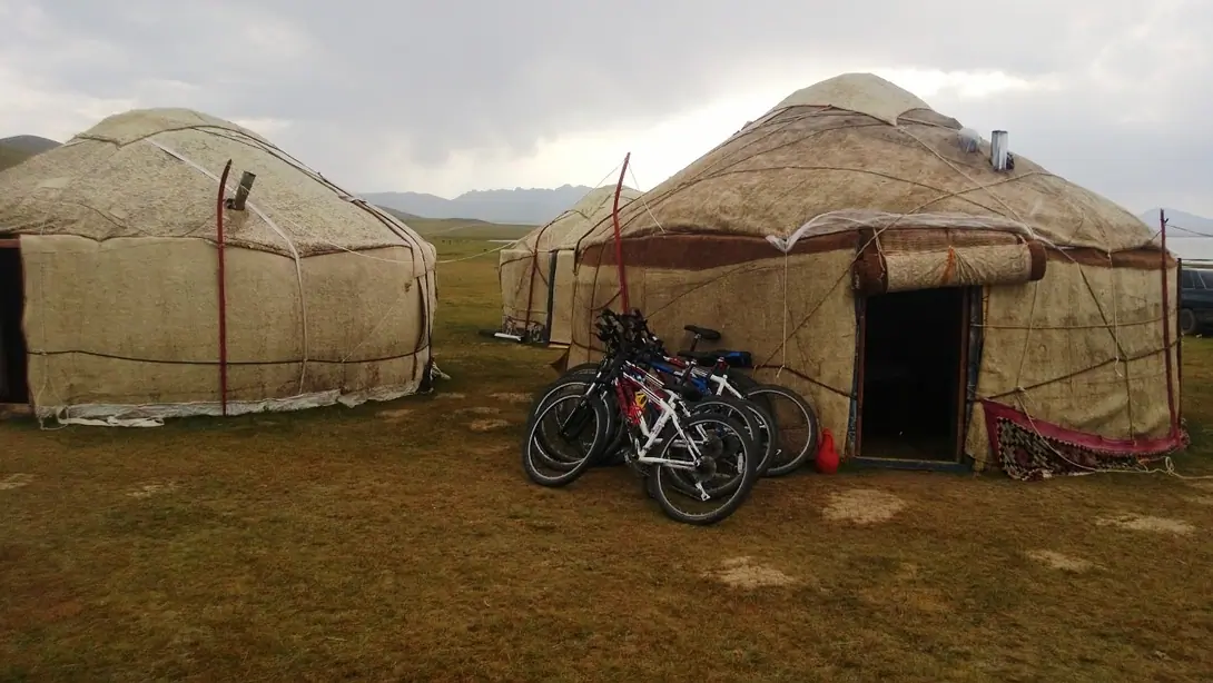 Bike tour - Atyrkul & Bakyt yurt camp - Song Kul lake