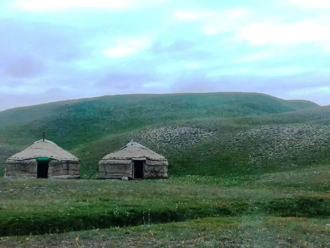 Yurt camp at the foot of the peak Lenin
